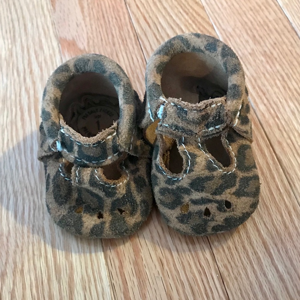 Like New Freshly Picked Leopard Moccasins